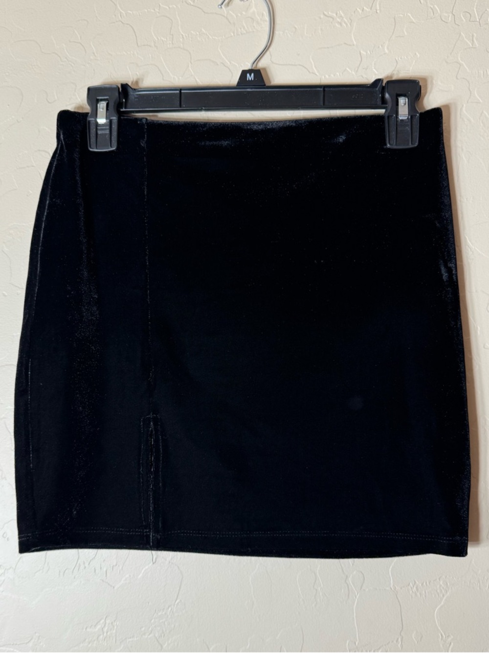 Bailey & June Black Velvet Mini Skirt Side Slit Stretch Party Holiday M